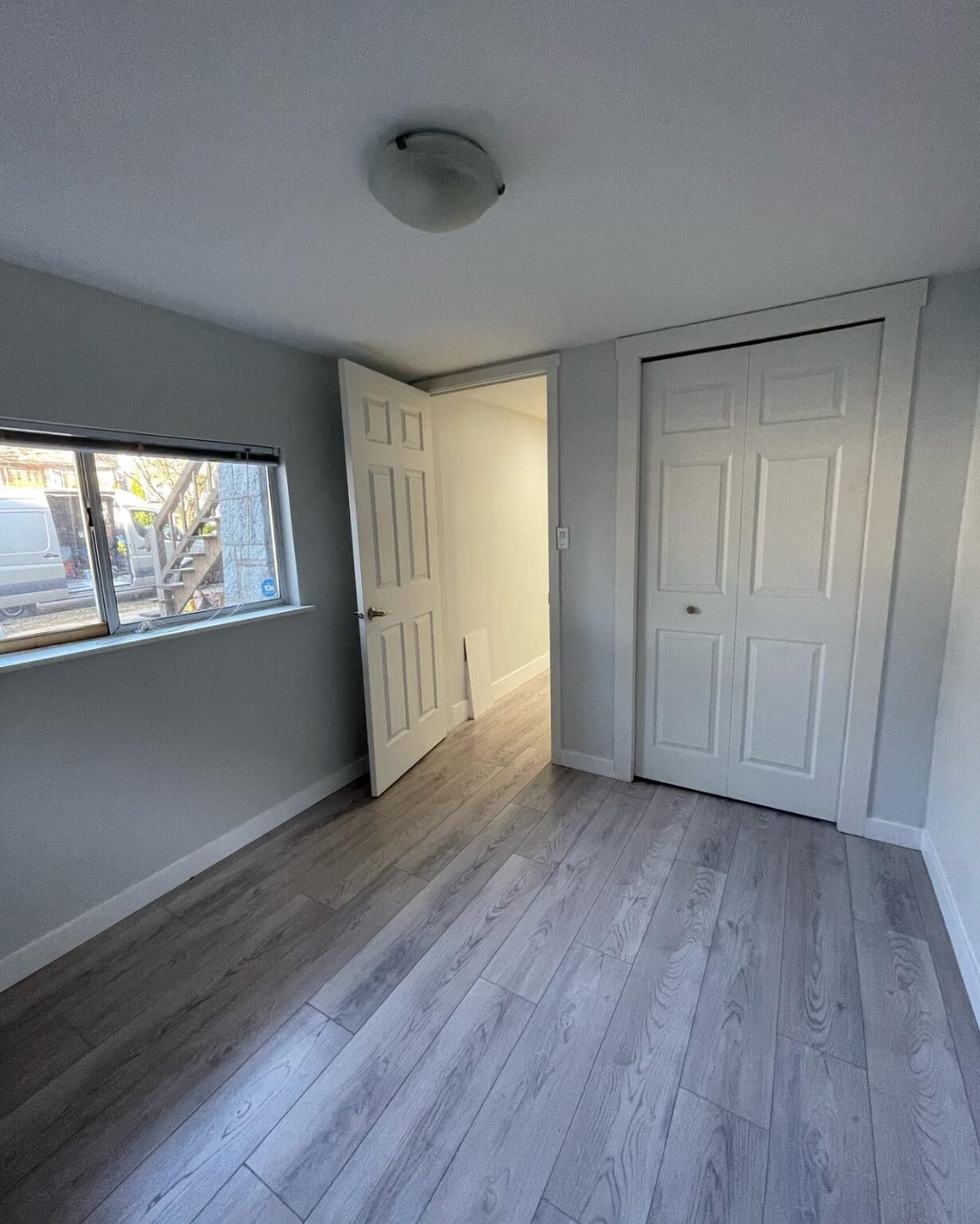Home 5 Painting services in Vancouver